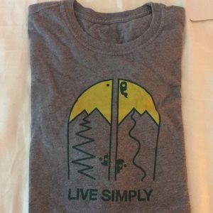 Patagonia M t-shirt “live simply” gray